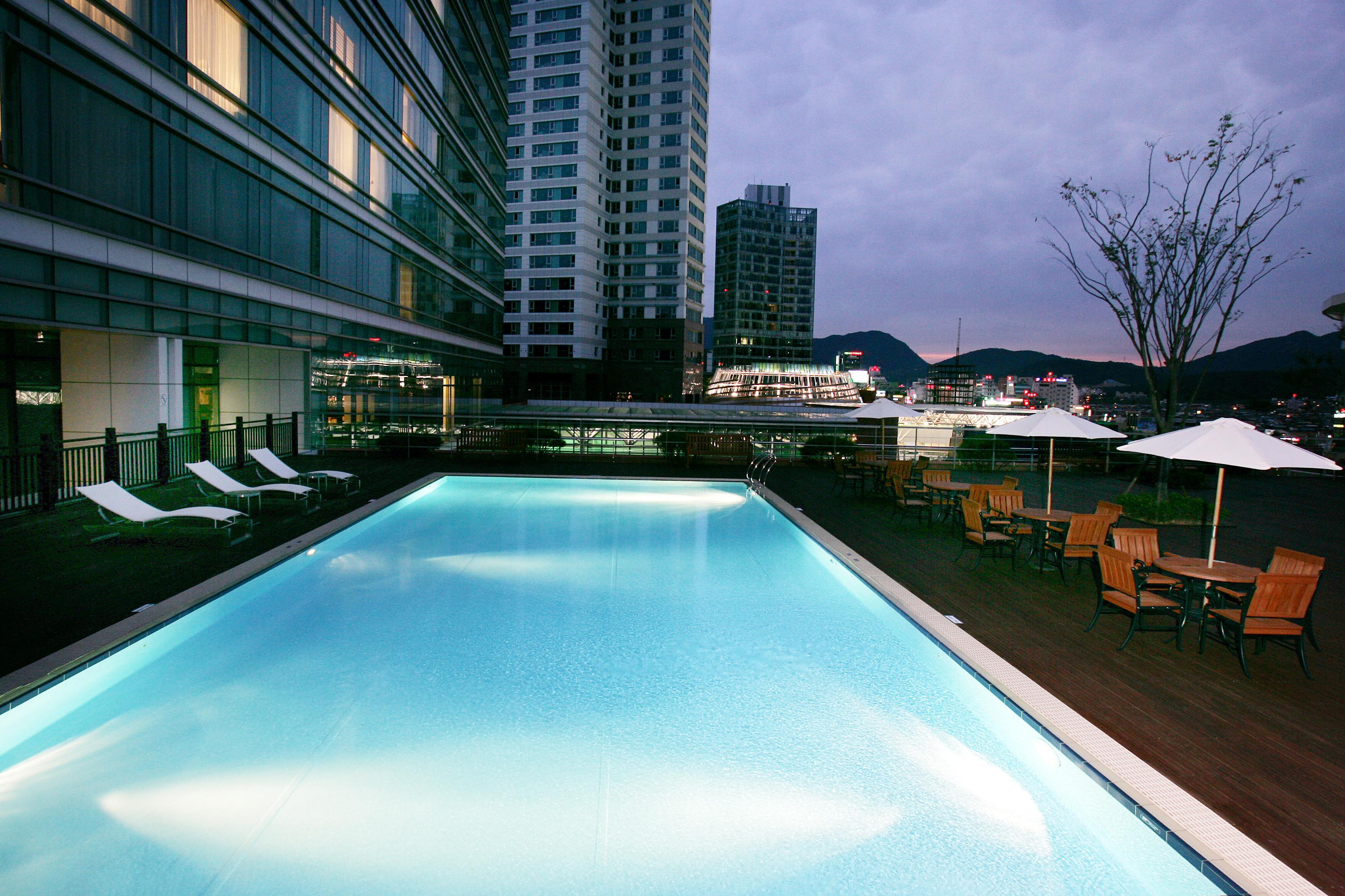 Grand Mercure Ambassador Changwon Exterior photo