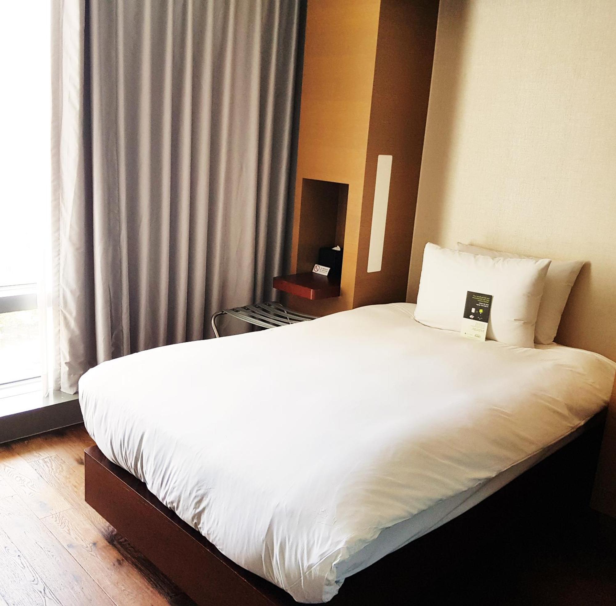 Grand Mercure Ambassador Changwon Exterior photo
